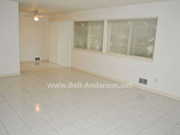2nd image of 9623 S 248th St Unit B7