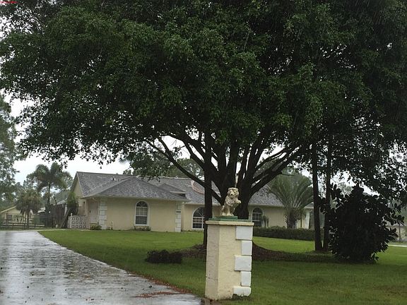 3rd image of 4000 Adams Ln