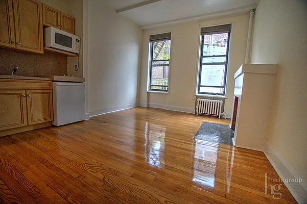 Rented by Hecht Group | media 14