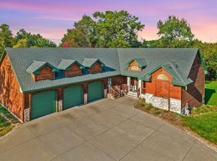 527 138th Ln NE, Ham Lake, MN 55304