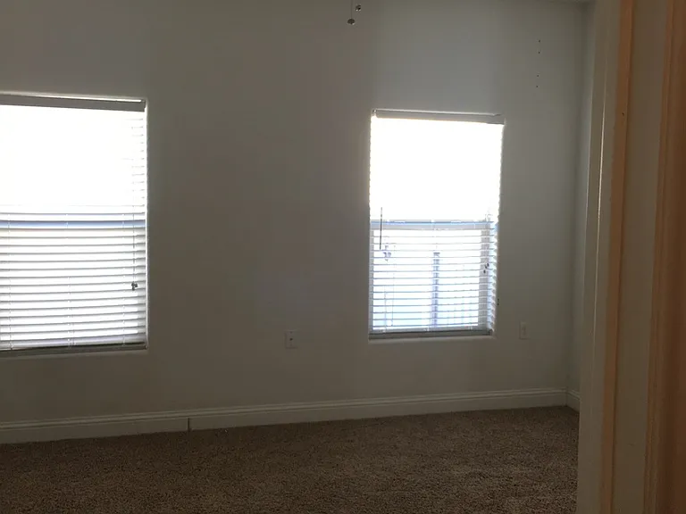 1906 W University Dr — Photo 14