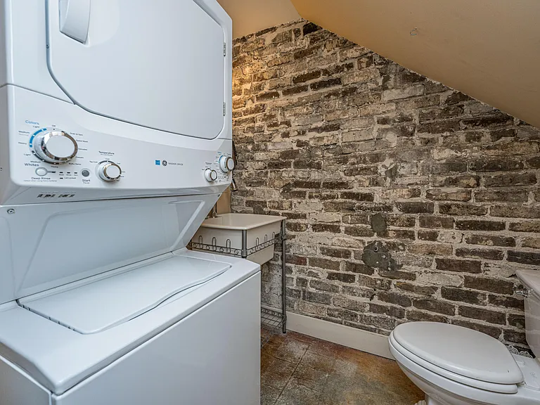 169 Rutledge Ave #C — Photo 9