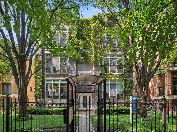 4728 N Malden St APT 3N, Chicago, IL 60640