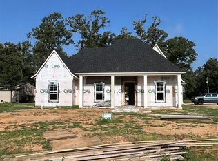 729 Julesburg Ln, Benton, LA 71006