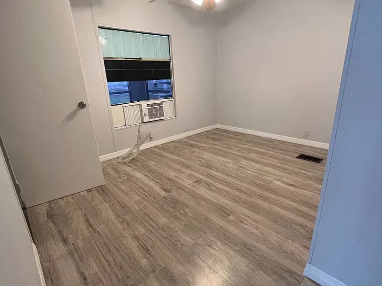 5210 State Road 33 N #30 — Photo 10