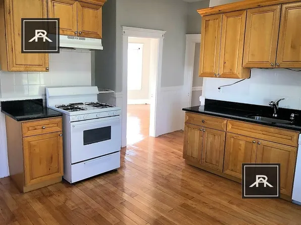 19 Arden St, Allston, MA