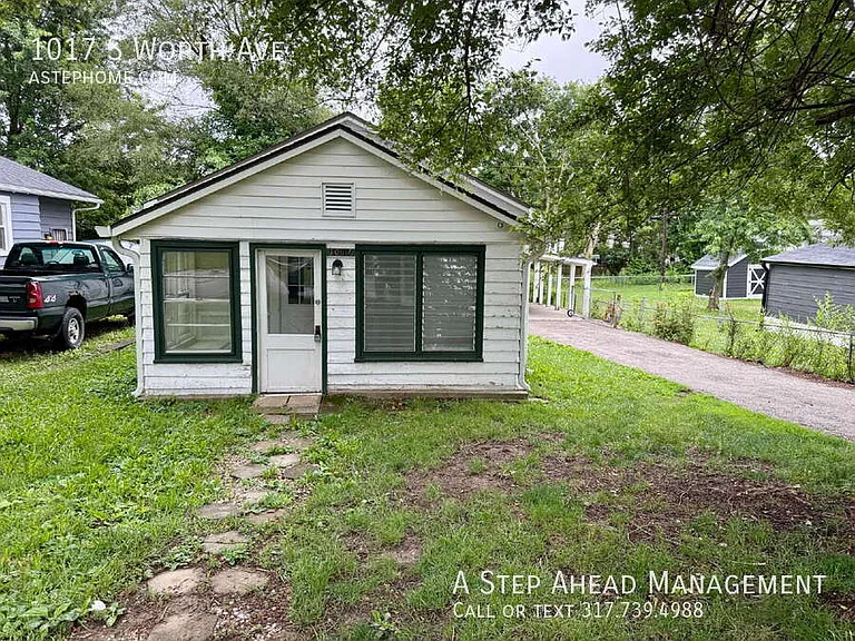 1017 S Worth Ave — Photo 18
