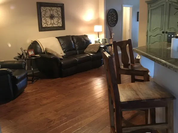 128 Eagle Nest Ct, Richwood, TX 77566