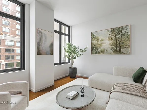 101 West 24th Street image 1 of 17