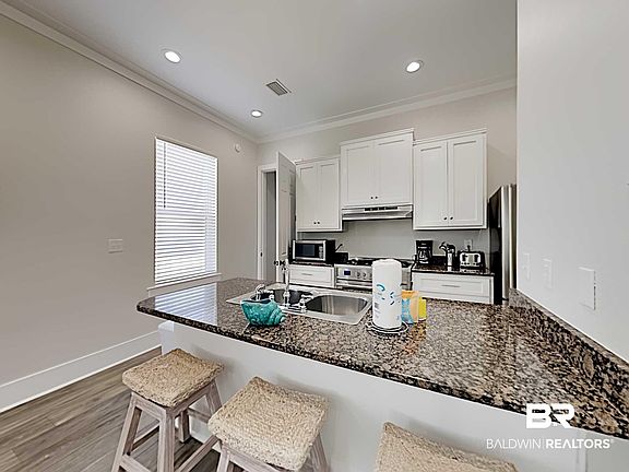 2nd image of 1368 W Lagoon Ave #A