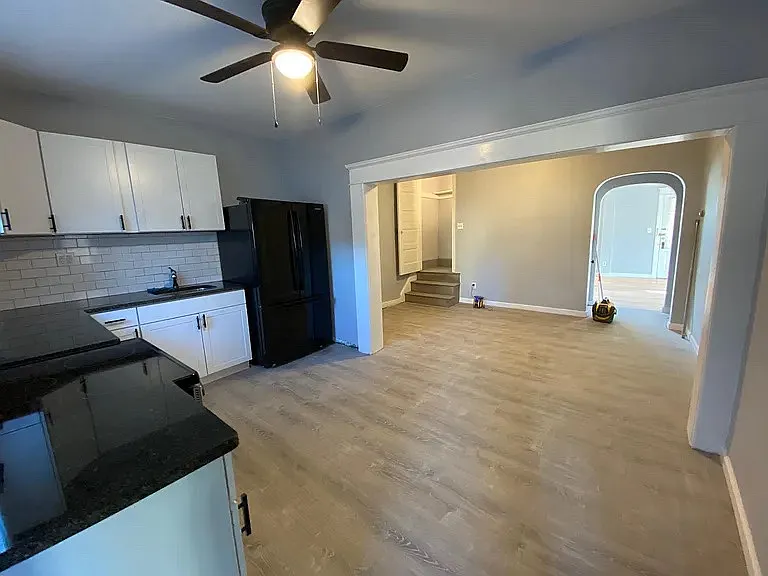 1618 Maple St #1 — Photo 7