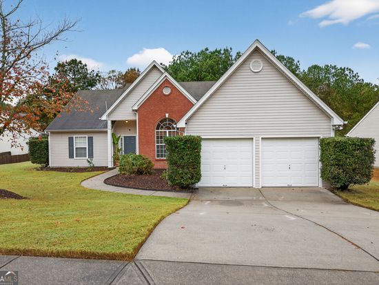 2416 Moultrie Ct, Dacula, GA 30019