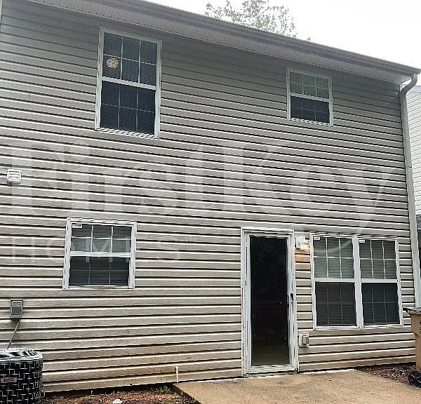 102 Watercress Ct — Photo 11