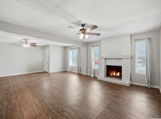 305 Toepperwein Rd, Converse, TX 78109