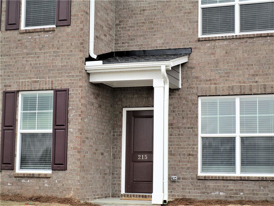 1st image of 215 Scenic Rd