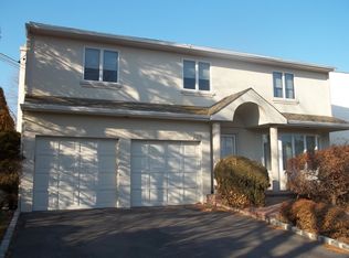 745 Washington St, Baldwin, NY 11510