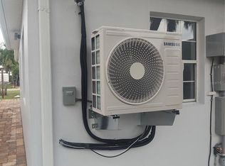 14225 Palm St APT 5, Madeira Beach, FL 33708