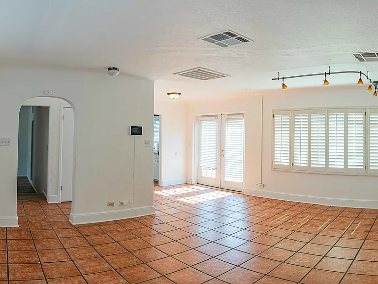 2460 Jordan Rd — Photo 4