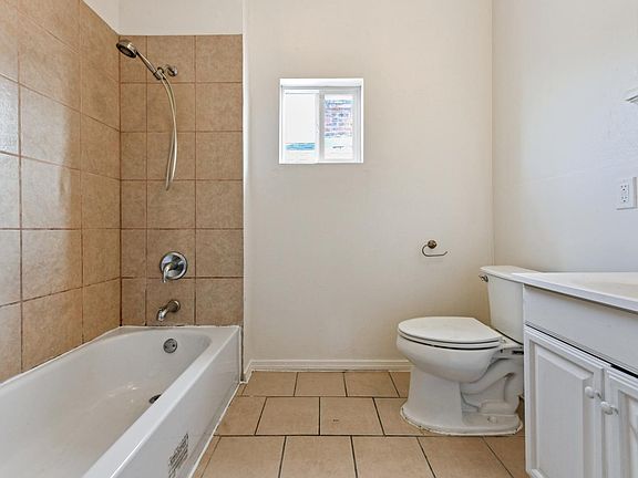 5th image of 2213 Onzaga St