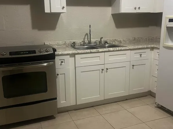 617 Danvers St, Eustis, FL 32726