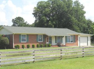 200 Meadow Rd, Goldsboro, NC 27534