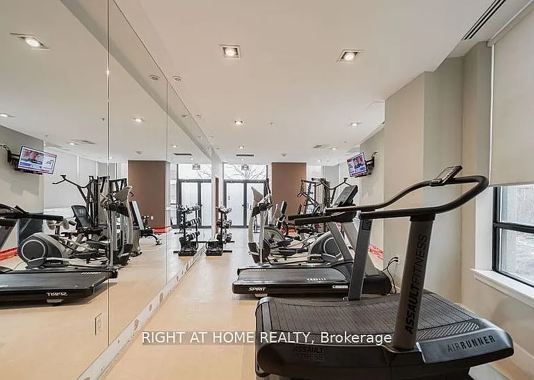 5740 Yonge St #1603 — Photo 13