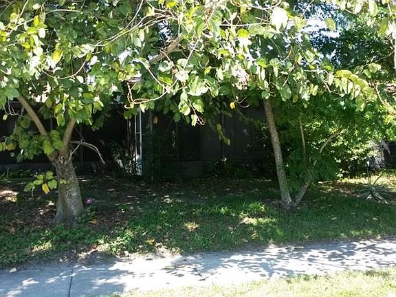 4th image of 4808 Gorvale Ln