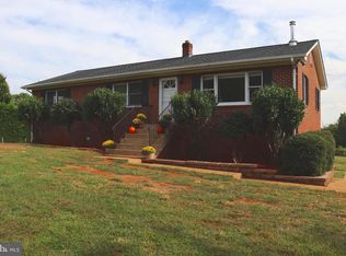 5621 Old Auburn Rd, Warrenton, VA 20187