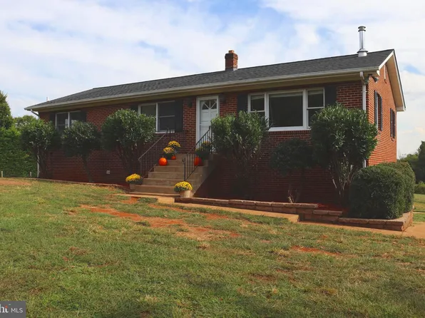 5621 Old Auburn Rd, Warrenton, VA 20187