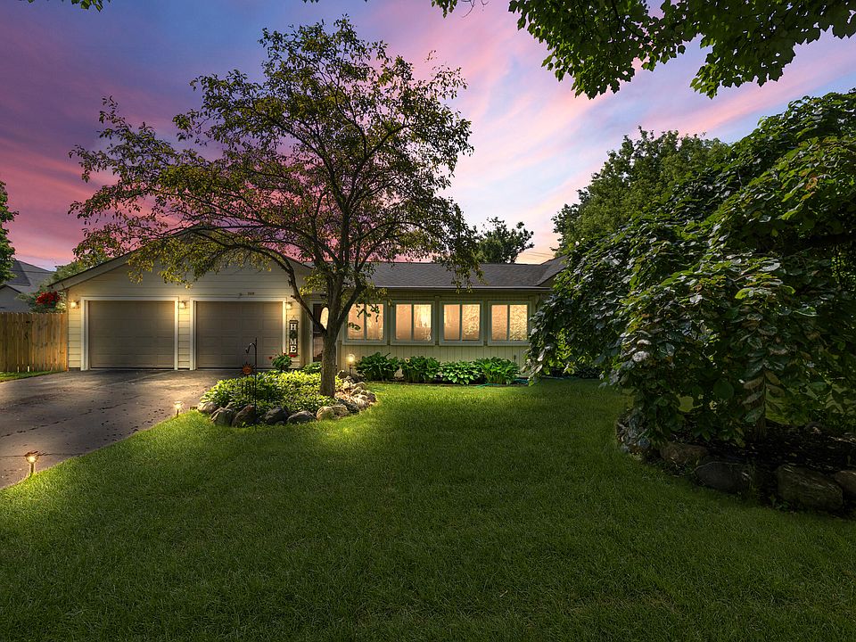 1st image of 2650 Sunderland Blvd