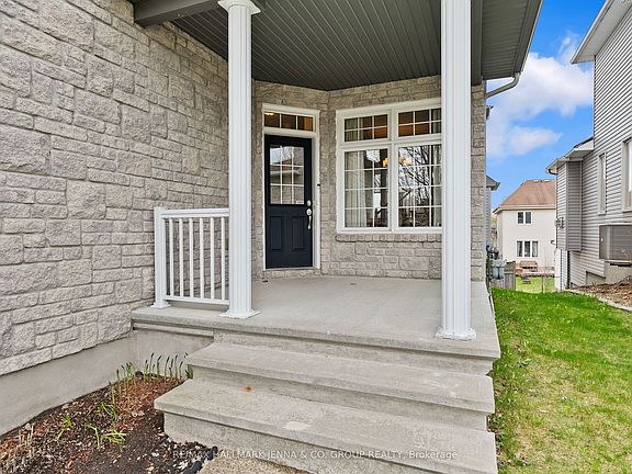 2nd image of 281 Topaze Cres