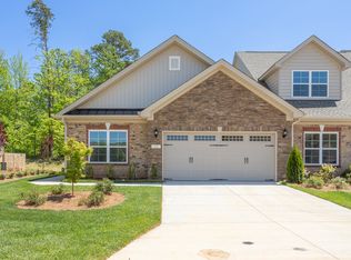 4720 Willowstone Dr, High Point, NC 27265