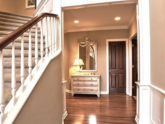 4th image of 13264 Binney St