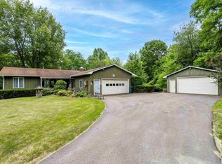 8904 217th St N, Port Byron, IL
