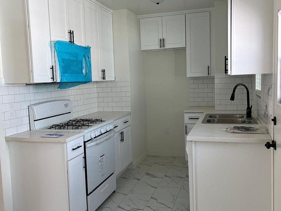 323 E Valencia Ave #2C, Burbank, CA 91502 | Zillow