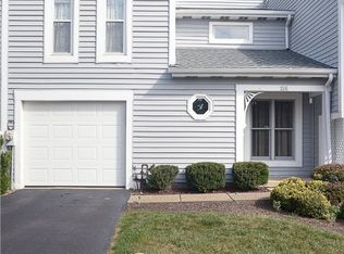 114 Bookbinder Cir, Pittsburgh, PA 15212