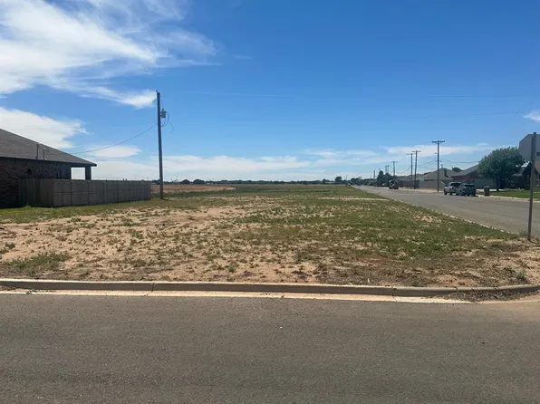 202 Joliet St, Levelland, TX 79336