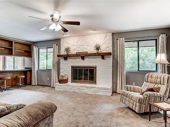2nd image of 6746 Carinthia Dr