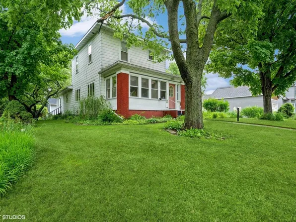 116 6th St SE, Waverly, IA 50677