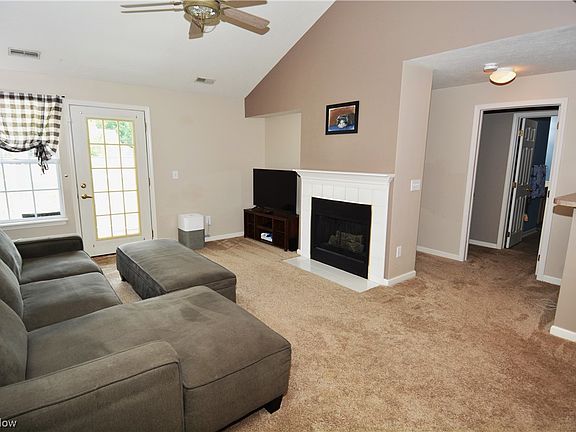 3rd image of 14949 Lenox Dr #529