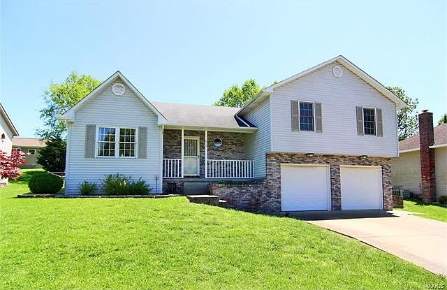 1st image of 816 Eagle Dr