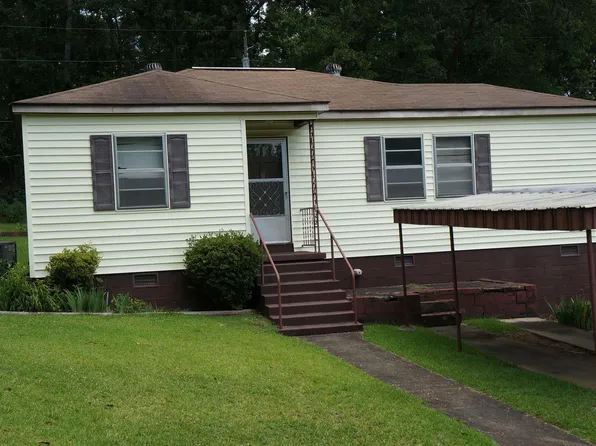 124 Dale Ln, Childersburg, AL 35044