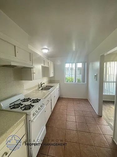 4217 Carlin Ave. Photo 1