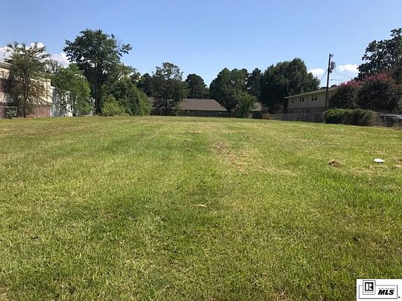 2nd image of 3627 Cypress St