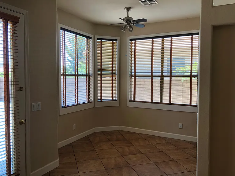 1141 N Joshua Tree Ln — Photo 8