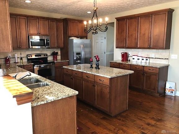 3rd image of 1320 Reagan Ct