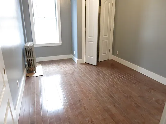 Rented by MNS | media 69