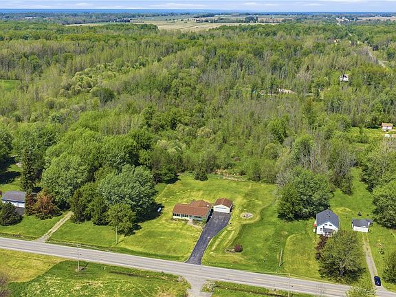 5th image of 4889 Ide Rd