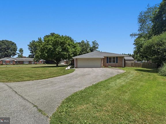 5th image of 19103 Woodhill Dr