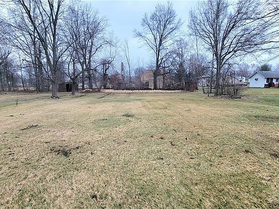 5th image of 1422 Westwood Dr